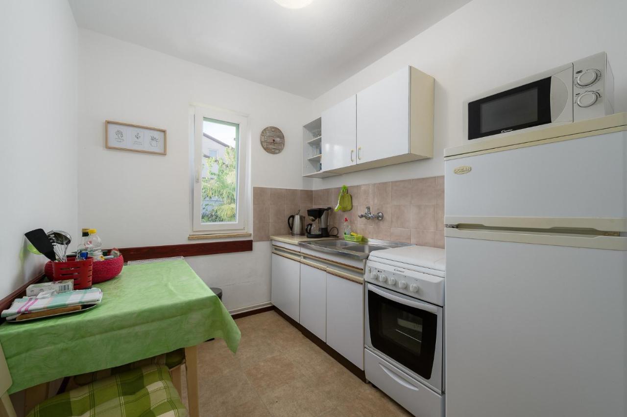 Apartman Inteuro Porec Exterior photo