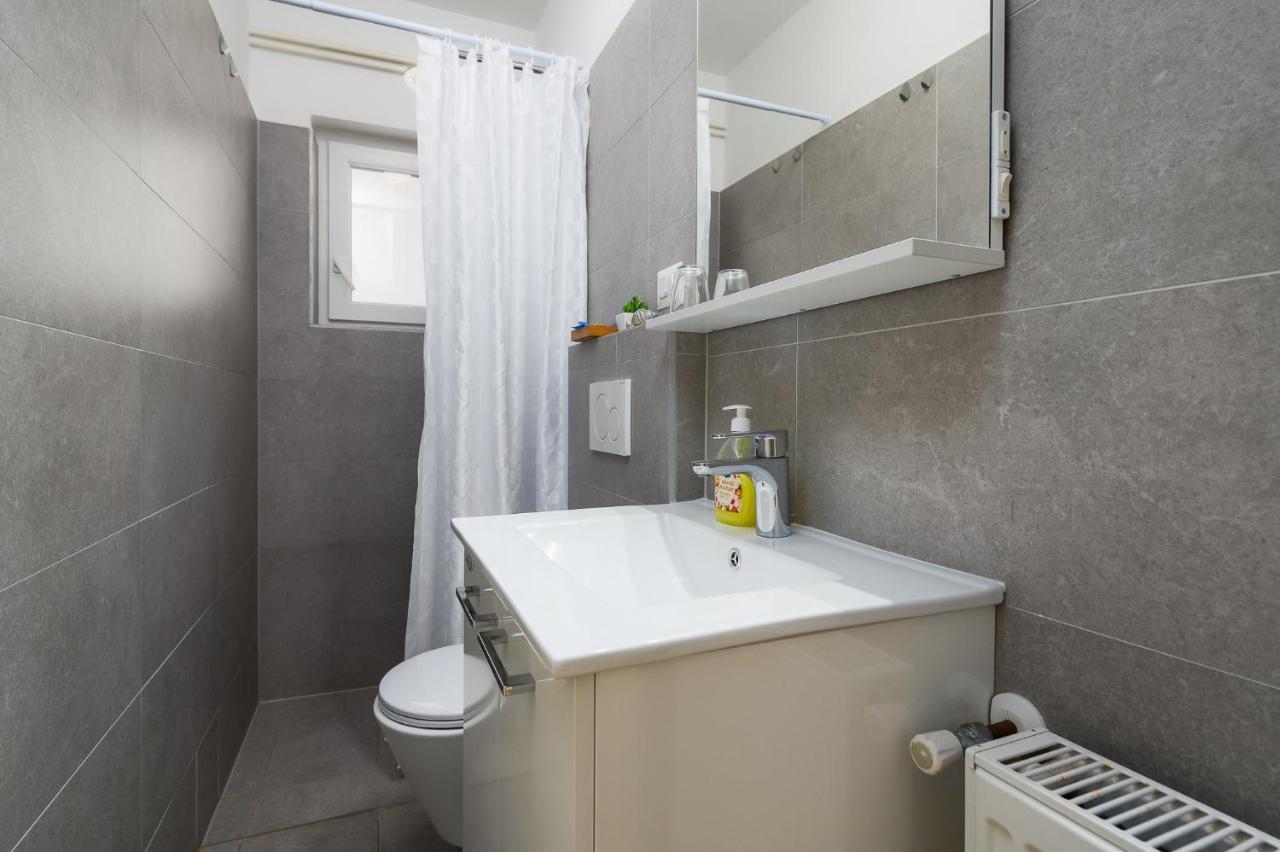 Apartman Inteuro Porec Exterior photo